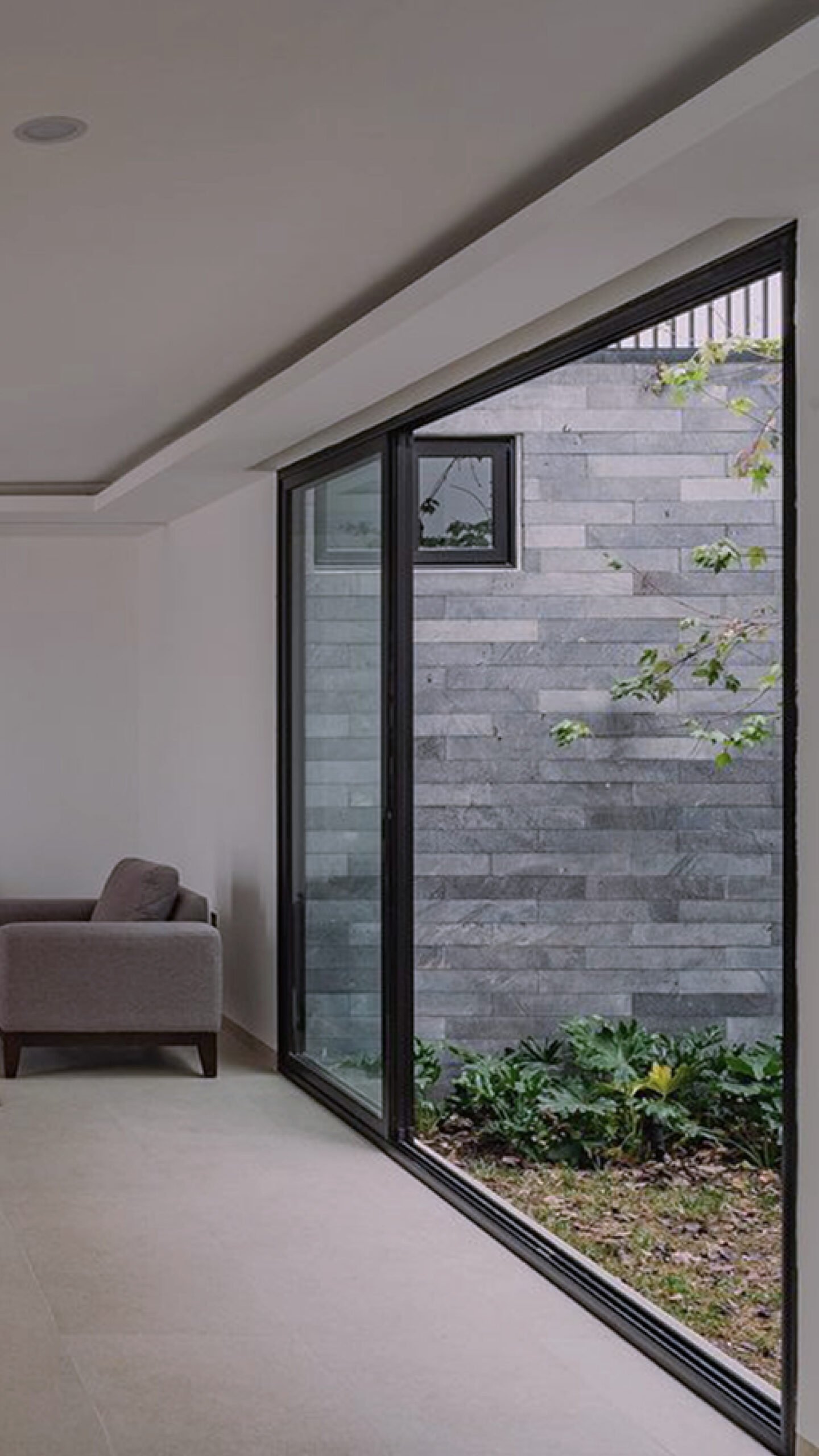 foto residencia genma aluminio linea española galeria 01 02
